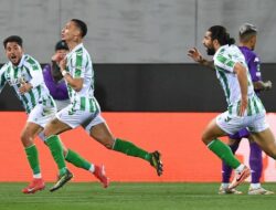 “Real Betis Menyapu Bersih Fiorentina, Siap Beraksi Besar di Final Conference League”