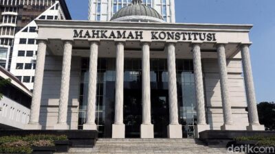 11 Gugatan UU TNI di MK: Pertempuran Hukum yang Menjanjikan