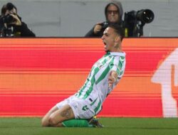 **Antony Kembali Beraksi, Real Betis Kunci Tiket ke Final Conference League**