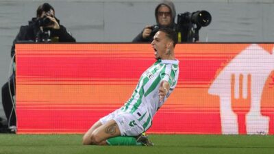 **Antony Kembali Beraksi, Real Betis Kunci Tiket ke Final Conference League**