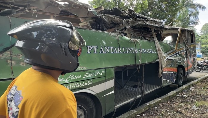 Bus ALS dan Sanksi Menakutkan: Kisah Tragis Kecelakaan di Sumbar