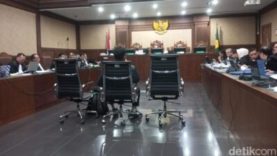 Firli Bahuri Kebobolkan Operasi KPK Sebelum Hasto-Harun Ditangkap: Bocoran Mengejutkan!