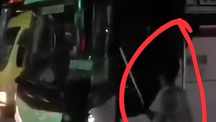 [Viral Aksi Perusakan Bus di Jalan Raya Serang, Polisi Selidiki]