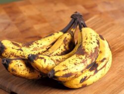 **Efektivitas Kulit Pisang dalam Mengatasi Kerutan, Pendapat Ahli Dermatolog**