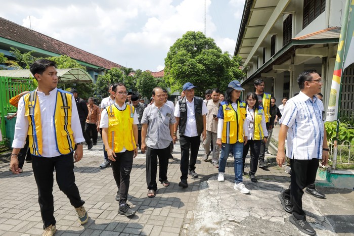 Wamensos & Wamen PU Tinjau Calon Lokasi Sekolah Rakyat di Yogyakarta - Update 2