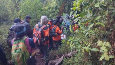 Pendaki Berbobot 99 Kg Meninggal di Gunung Lawu, Evakuasi Selama 12 Jam – Update 2