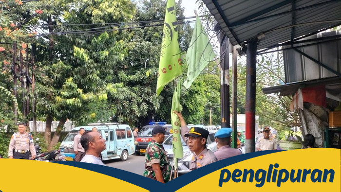 Ratusan Bendera Ormas Ditempatkan, Polisi Jakarta Barat Tegakkan Aturan!