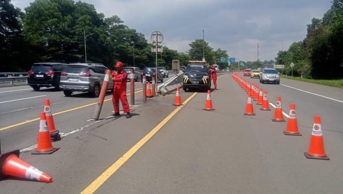 Hambatan Besar! Contraflow Km 44-46 Tol Jagorawi Disetop, Exit Gadog Ditutup Secara Tiba-Tiba