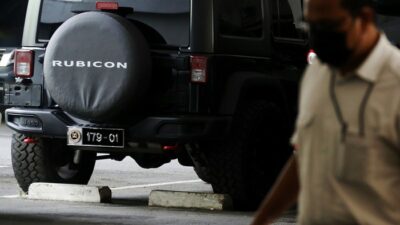 “Pelat Nomor DPR Diduga Dipalsukan Massal, Ini Perubahan yang Mengejutkan!”