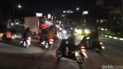 Kendaraan Arah Puncak Bogor Dibuka Usai 9 Jam Ditutup Imbas One Way Jakarta: Krisis Lalu Lintas atau Solusi?