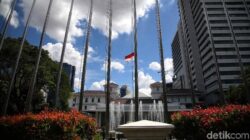 “Anak Nakal di Jakarta: Solusi Menakjubkan Tanpa Barak Militer!”