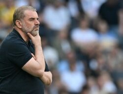 “Postecoglou, Tebas: ‘Spurs Juara, atau Suksesnya Hancur!”