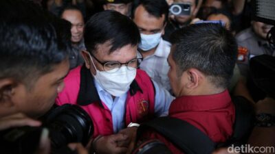 MA Tetapkan Vonis 15 Tahun untuk Eks Menkominfo Johnny G Plate, PK Ditolak!
