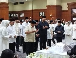 **”Bapak Pencak Silat Dunia Eddie Nalapraya: Kenangan Prabowo-Pramono yang Tak Terlupakan”**