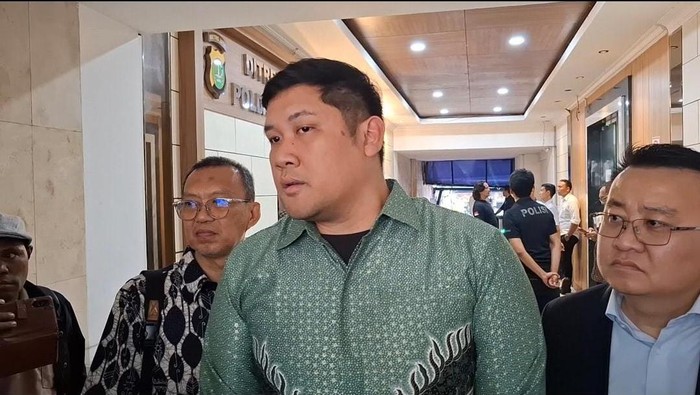 Podcaster Michael Sinaga Diperiksa Terkait Tuduhan Ijazah Palsu Jokowi - Update 2