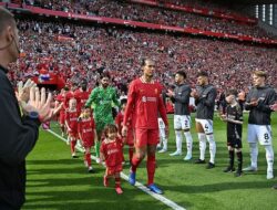 Liverpool Bongkar Rencana Liburan ke Dubai, Premier League Belum Selesai
