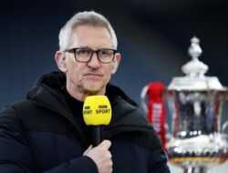 “Dukungan untuk Gary Lineker Meleleh Setelah Kontroversi Video anti-Israel”