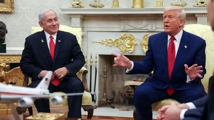Trump Siap Cabut Sanksi Suriah, Membuat Israel Kecewa Tapi Tidak Berani Menanggapi