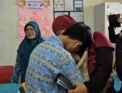 **Tangisan Para Siswa SD Depok di Pelukan Ibu Usai Geger Tawuran: Kasus yang Mencengangkan**