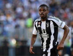 **Pierre Kalulu Janji Jadi Suporter Juventus Sampai Musim 2024/2025 Setelah Dikartu Merah**