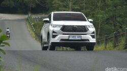 “Kijang Innova Zenix Hybrid: Konsumsi BBM yang Mengejutkan, Performa yang Tak Terduga”