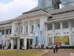 121 Guru Besar FKUI Surati Prabowo: Kebijakan Mutasi Dokter Ancam Independensi Kolegium