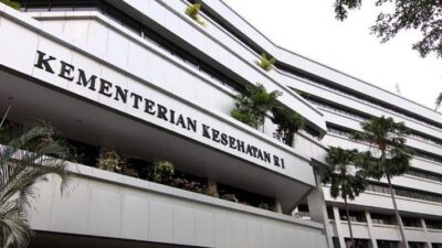 “Kemenkes Tanggapi Protes Guru Besar FKUI: Kolegium Sekarang Lebih Independen?”