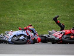 **Cerita Dokter MotoGP: Menangis saat Menyelamatkan Pebalap Cedera**