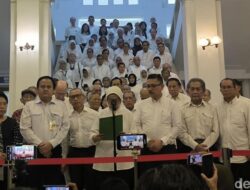 “Protes Guru Besar FKUI: Sorotan Mengejutkan atas Kebijakan Pendidikan Dokter”