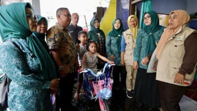 Dua Anak Pemulung di Sentul Viral, Kemensos Tindak Cepat dengan Bantuan ATENSI: Apa yang Seharusnya Dilakukan Lebih Dulu?