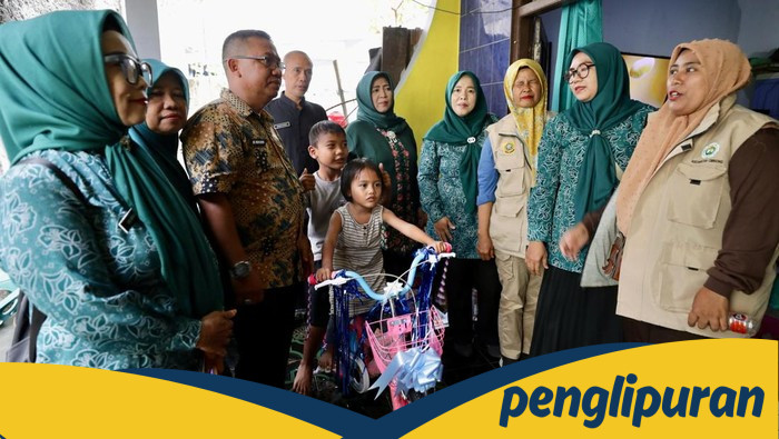 Dua Anak Pemulung di Sentul Viral, Kemensos Tindak Cepat dengan Bantuan ATENSI: Apa yang Seharusnya Dilakukan Lebih Dulu?