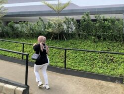 [Penumpang Geram: Akses Baru Stasiun Tanjung Barat Malah Buat Muternya Jauh]