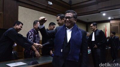 [Misteri Eks Pimpinan KPK: ‘Siapa Berani Tersangkakan Hasto’]