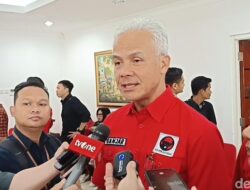 “Ganjar Ungkap Arahan Megawati Selama Pembekalan Kepala Daerah PDIP: Strategi yang Mempengaruhi Pilkada”