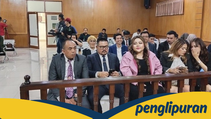 Lisa Mariana Hadiri Sidang, Tuntutan RK Disebut