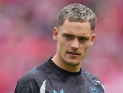 **”City Mundur, Liverpool dan Bayern Tetap Kejar Florian Wirtz”**