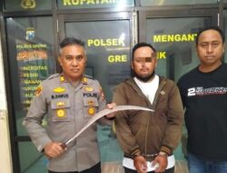 “Bacok Tetangga Gegara Istri Disebut Tukang Gosip, Pria di Gresik Serahkan Diri”
