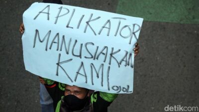 “DPR Ancam Ojek Online dengan Investigasi Potongan Biaya, Pemerintah Diminta Tindak Tegas!”