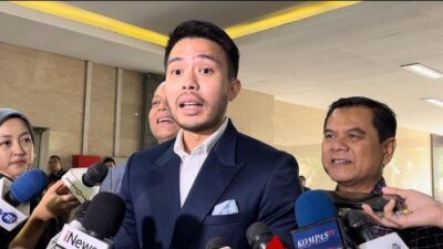 **Jokowi Hadapi 22 Pertanyaan di Bareskrim: Cerita dari Pengacara Soal Ijazah yang Menyita**