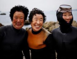 “Perempuan Jeju, Para Pemecah Rekor Bawah Laut: Inilah Rahasia di Balik Kesaktian Penyelam Korsel”