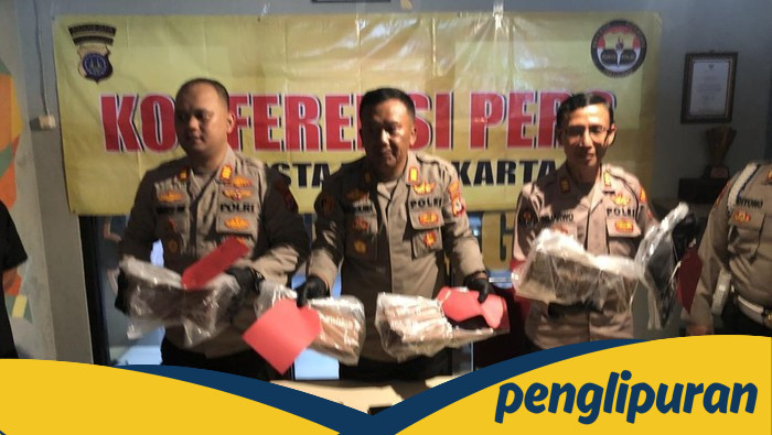 Polisi Tegaskan Tak Ada SARA dalam Kasus Remaja Rusak Nisan Salib DIY