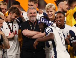 **Tottenham Berkibar di Liga Europa, Bale Puji Postecoglou**