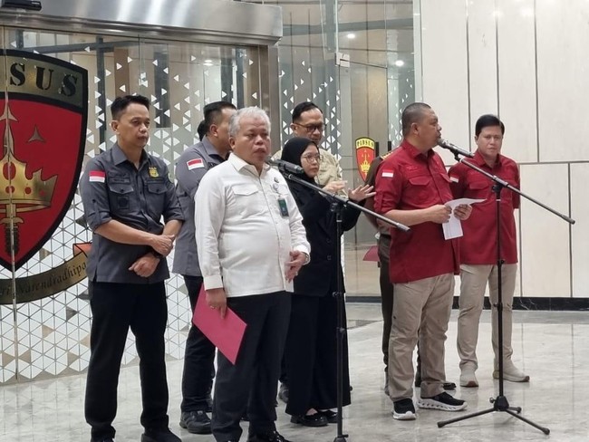 Dari Perusahaan Raksasa ke Penyidikan, Bos Sritex Ditangkap!