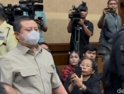 [Eks Kader PDIP Dijadwalkan Sidang, Hasto Protes Keras]