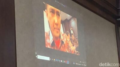 “Swafoto Harun Masiku Bareng Hasto di Ruang Kerja Hatta Ali: Buktikan Keunikan Generasi Milenial”