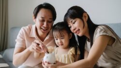 [Gentle Parenting vs VOC: Mana yang Lebih Baik untuk Anak Anda? Pakar Menjelaskan]