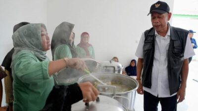 Wapres Gibran dan Wamensos Tinjau Relokasi Nelayan di Indramayu
