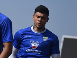 **Ciro Alves Ungkap Alasan Pergi dari Persib, Legenda Brasil Siap Angkat Bisnis Musim Depan**