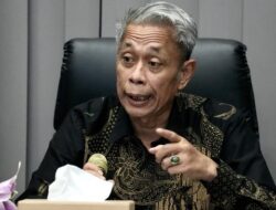 Gelar Pahlawan Soeharto Ditentukan di Istana: Wamensos Berbicara!