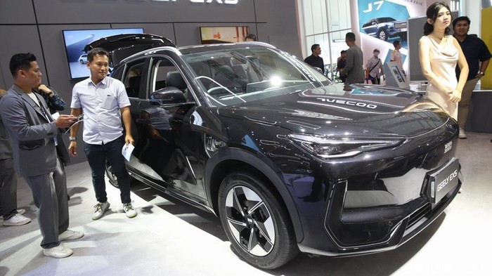 Geely EX5 Diperbarui, Kini Bisa Tempuh Jarak 610 Km Sekali Cas - Update 2